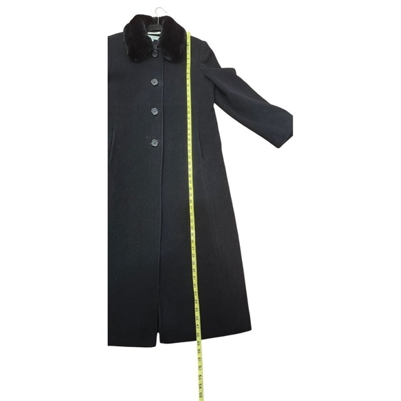 Larry Levine Wool coat size 12 Black with Fur Trim Collar - Picture 13 of 15